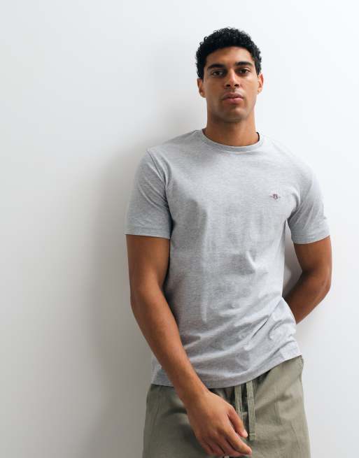 GANT regular fit shield logo t-shirt in grey, 2 of 5