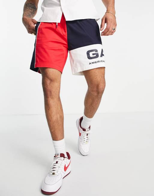 GANT – Retro Shield – Röda, blockfärgade shorts