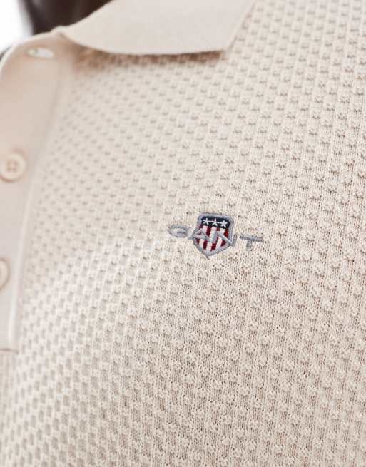 GANT shield logo embroid structured cotton knit polo in beige, 2 of 4