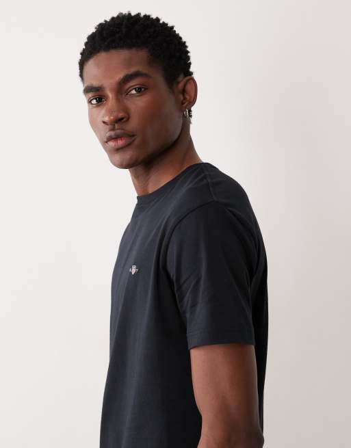 GANT shield logo t-shirt in black, 4 of 5