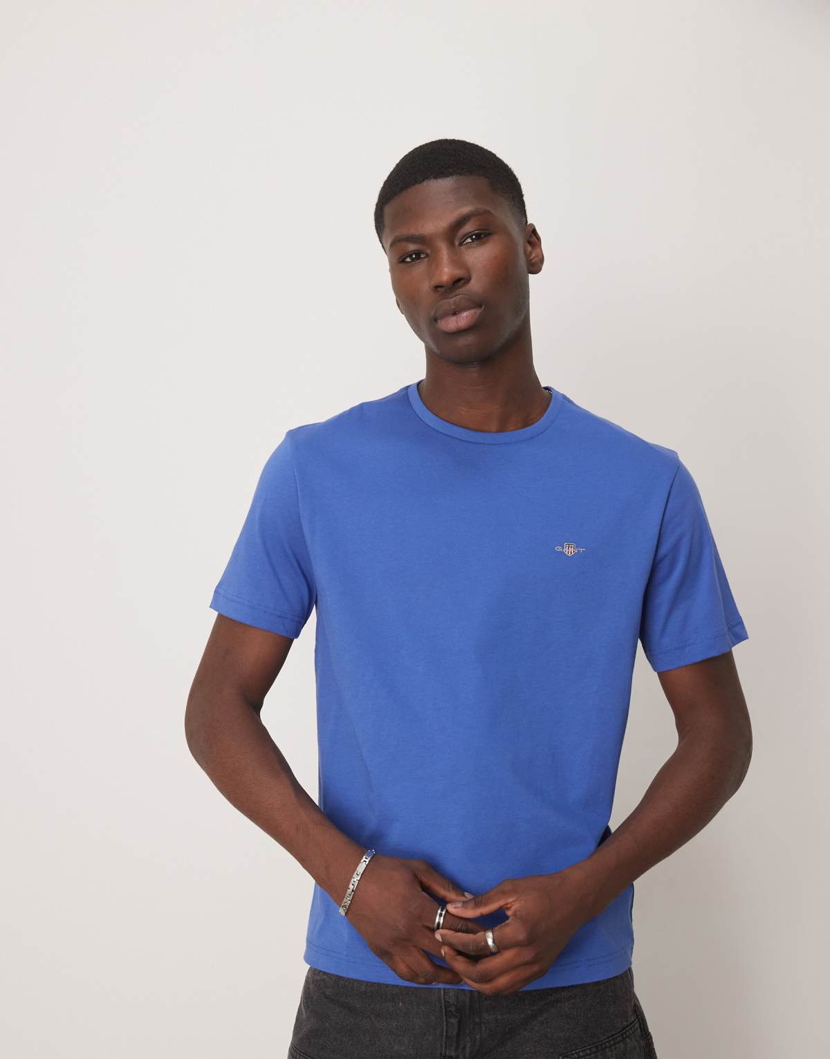 GANT shield logo t-shirt in mid blue