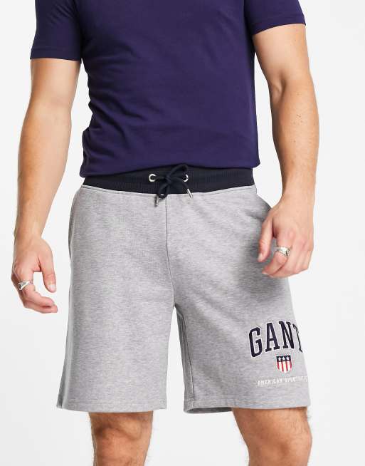 Gant store sweat shorts