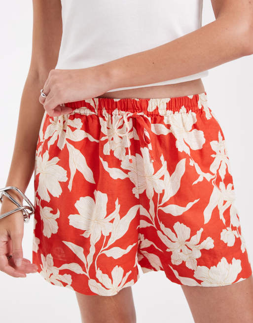 Gant shorts i hørblanding med blomsterprint i rød, 5 af 5