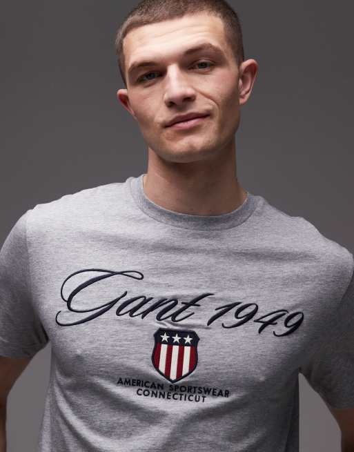GANT – T-Shirt in Grau mit Logoschriftzug-Grafik im Brustbereich, 5 von 5