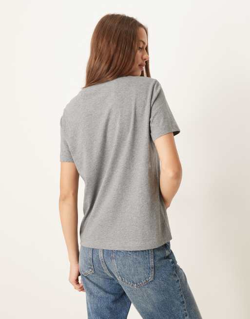 GANT - T-shirt vestibilità classica grigia con scritta del logo, 4 di 4