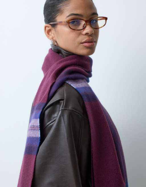 GANT tartan check wool scarf in deep red, 2 of 3