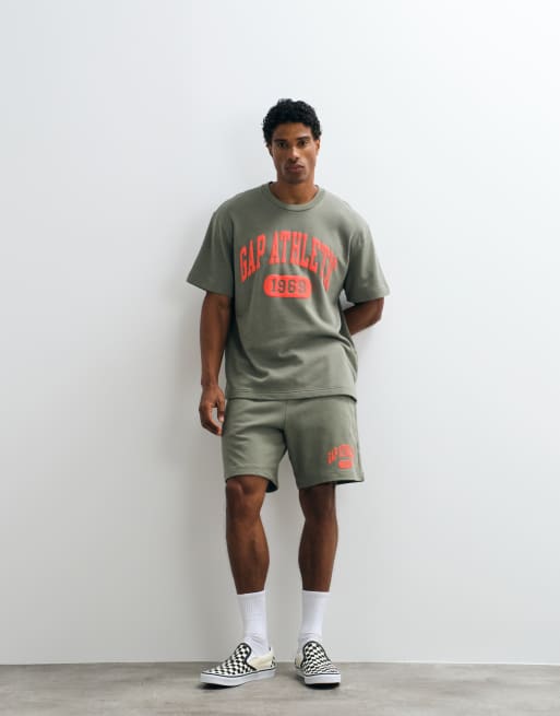 GAP athletic logo t-shirt co-ord in khaki green, 2 of 5