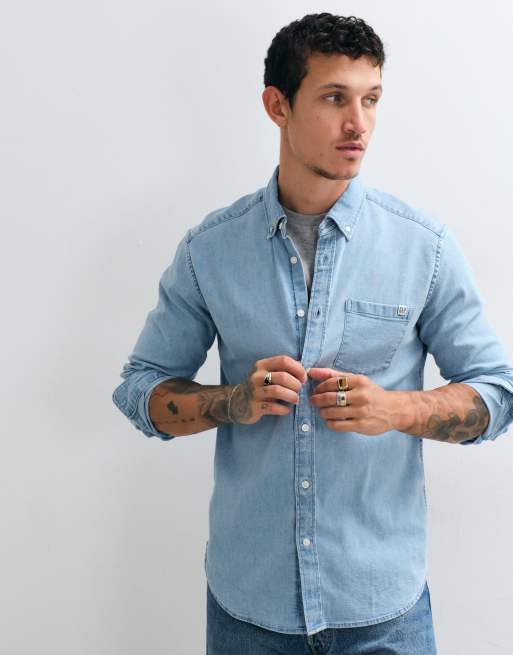 GAP chambray shirt in light wash blue, 2 of 5