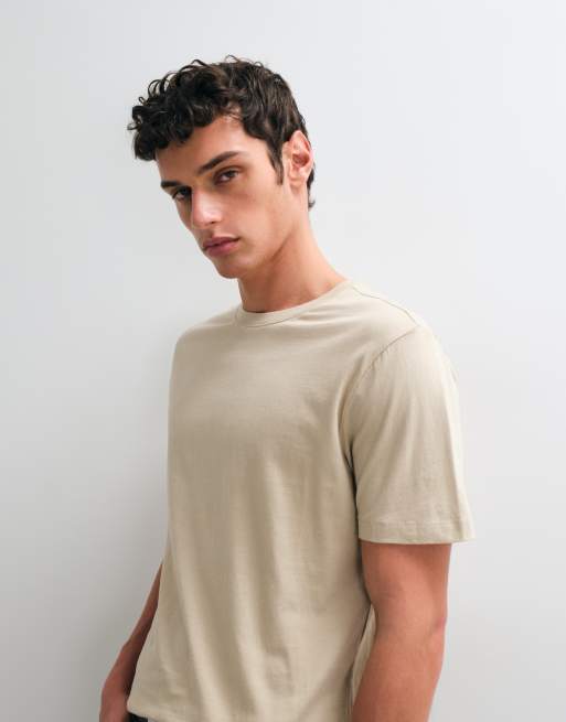 GAP classic t-shirt in beige, 3 of 5