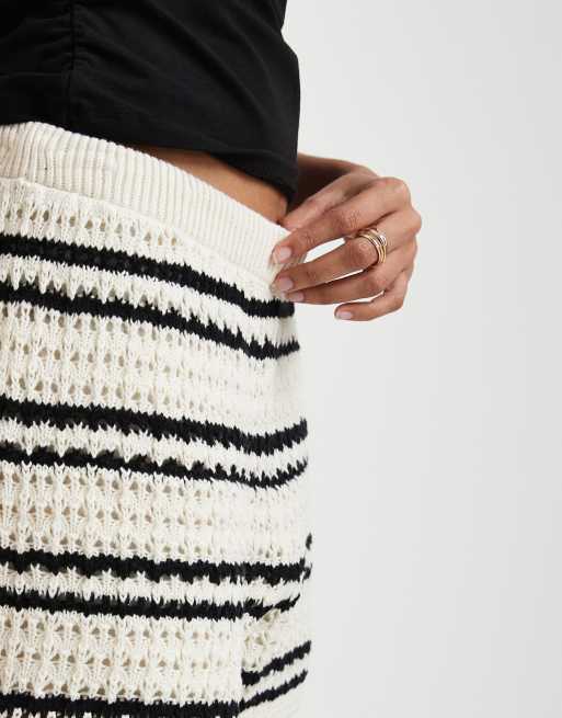 GAP cotton knit shorts in blue and white stripe, 3 of 5