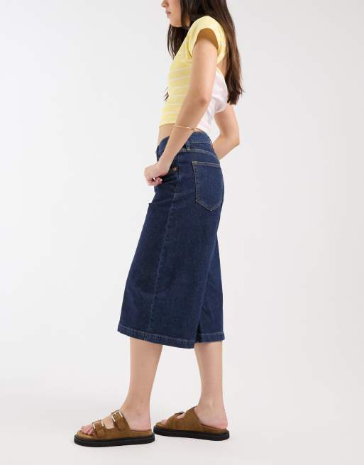 GAP denim jorts in dark indigo blue, 3 of 5