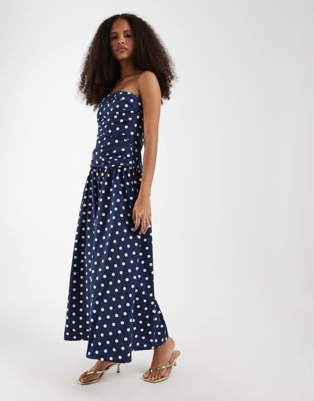 gap blue polka dot dress drop waist bandeau maxi in navy and white Women's Backless Sweater Dress ss_design:solid Side on COLOUR:WHITE