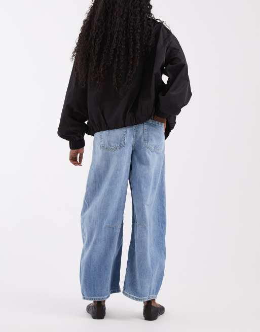 GAP dylan horseshoe jean in light wash blue, 2 of 5