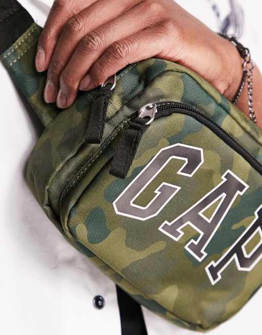 Gap hot sale fanny pack