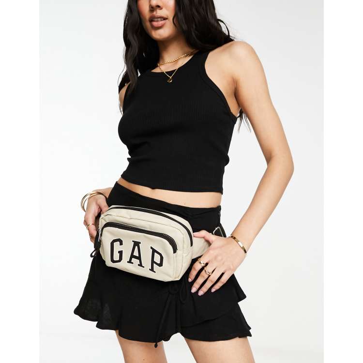 Gap Fanny Pack 