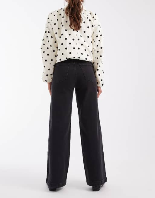 GAP high rise wide stride jeans in black, 2 of 5