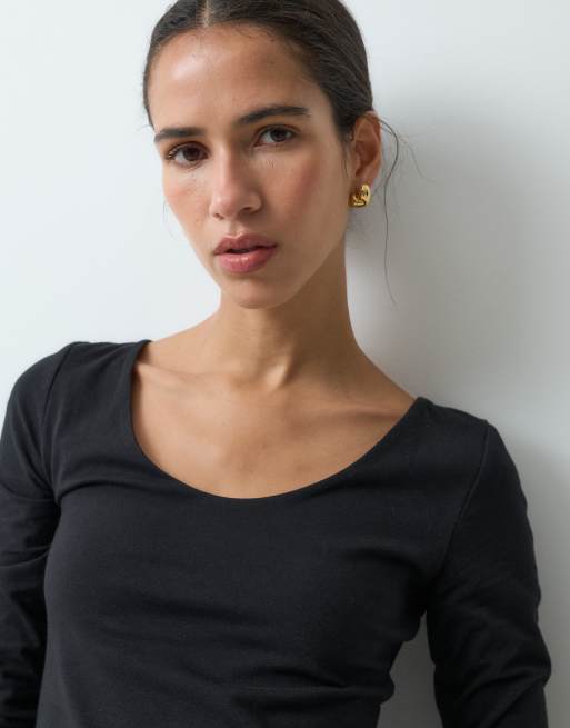 GAP long sleeve close knit top in black, 4 of 5