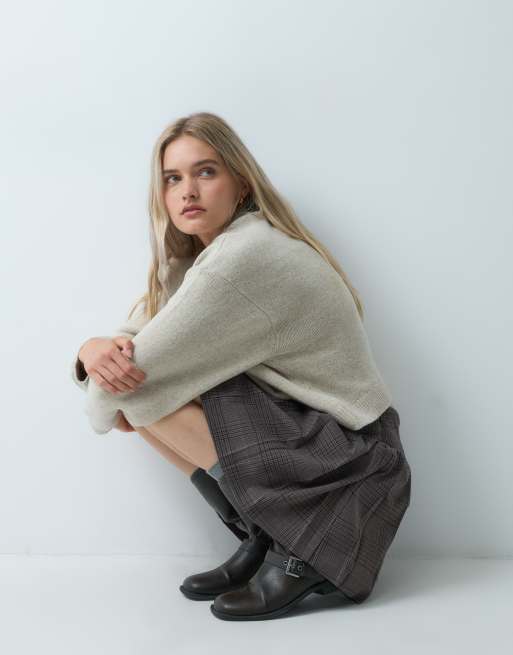 GAP mini pleated skort in plaid, 3 of 5