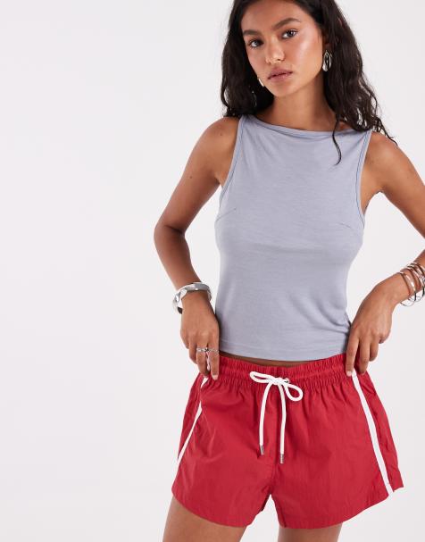 GAP mini runner shorts with white stripe in red - view 1