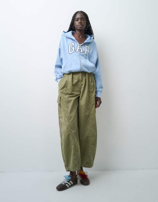GAP oversized full zip chest logo hoodie in sky blue, 2 of 4