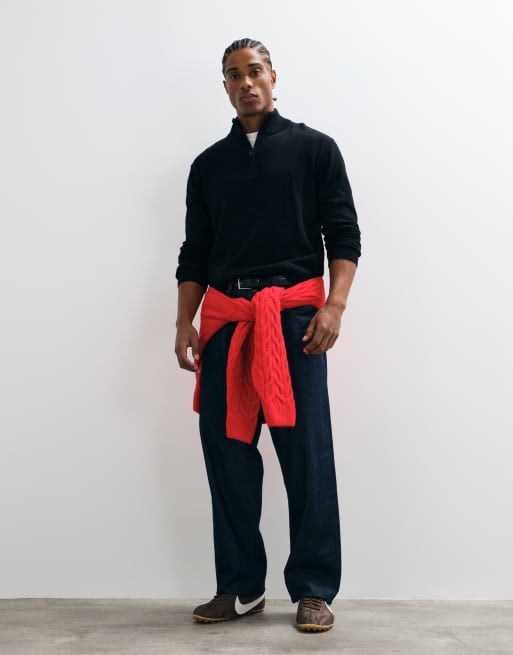 GAP Quarter zip sweatshirt in black, 5 of 5