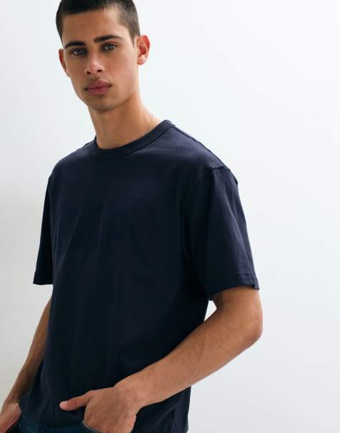 GAP relaxed fit cropped logo t-shirt in black - view 1