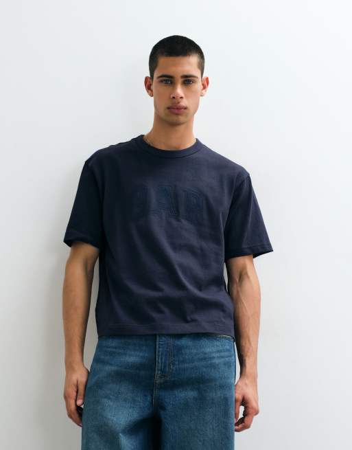GAP relaxed fit cropped logo t-shirt in black, 2 of 5