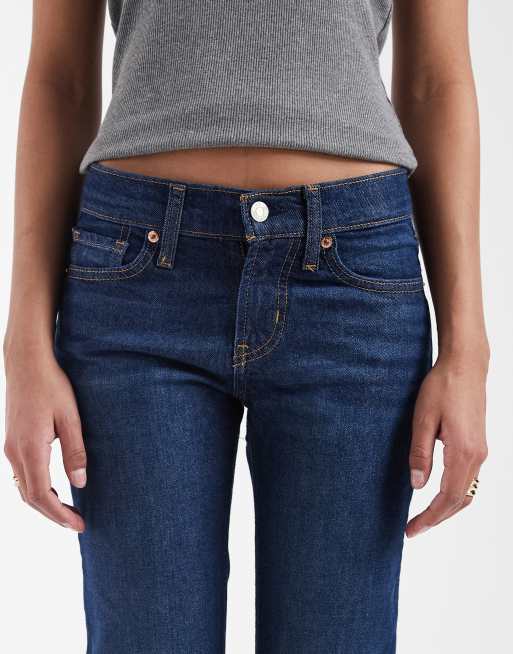 GAP straight leg jeans in dark wash blue, 4 of 5