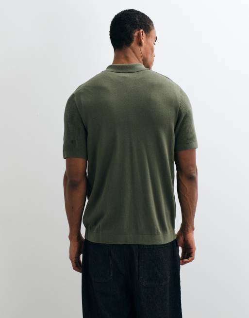 GAP textured button through polo shirt in khaki green, 3 of 5