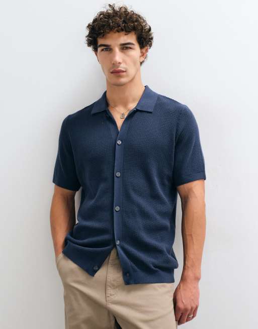 GAP textured button through polo shirt in navy, 2 of 5