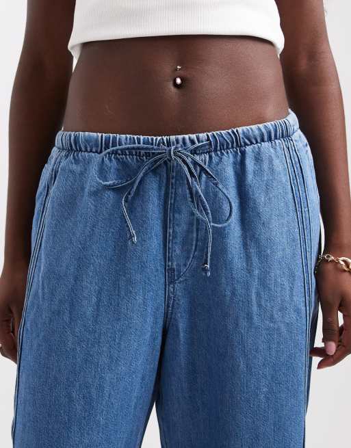 GAP tie waist barrel leg jeans in mid indigo, 5 of 5