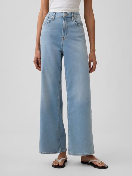 GAP wide leg comfort jeans in light blue wash, 3 of 4