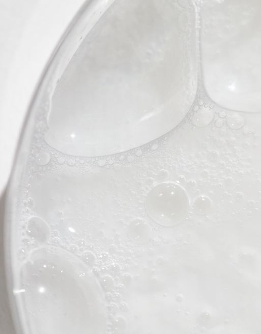 Garnier – Oczyszczający krem rozjaśniający z witaminą C, 2 z 4