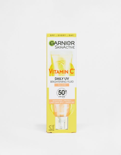 Garnier – Rozświetlający fluid na dzień z witaminą C i filtrem SPF50+, 40 ml - view 1