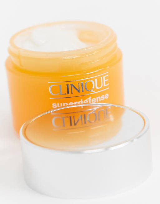 Gel hidratante con FPS 40 de 50 ml Superdefense de Clinique, 2 de 4