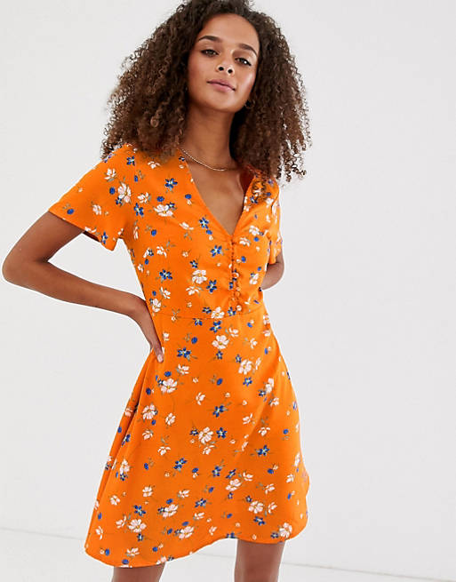 serie gyldige undertøj Gennemknappet kjole i orange print fra New Look | ASOS