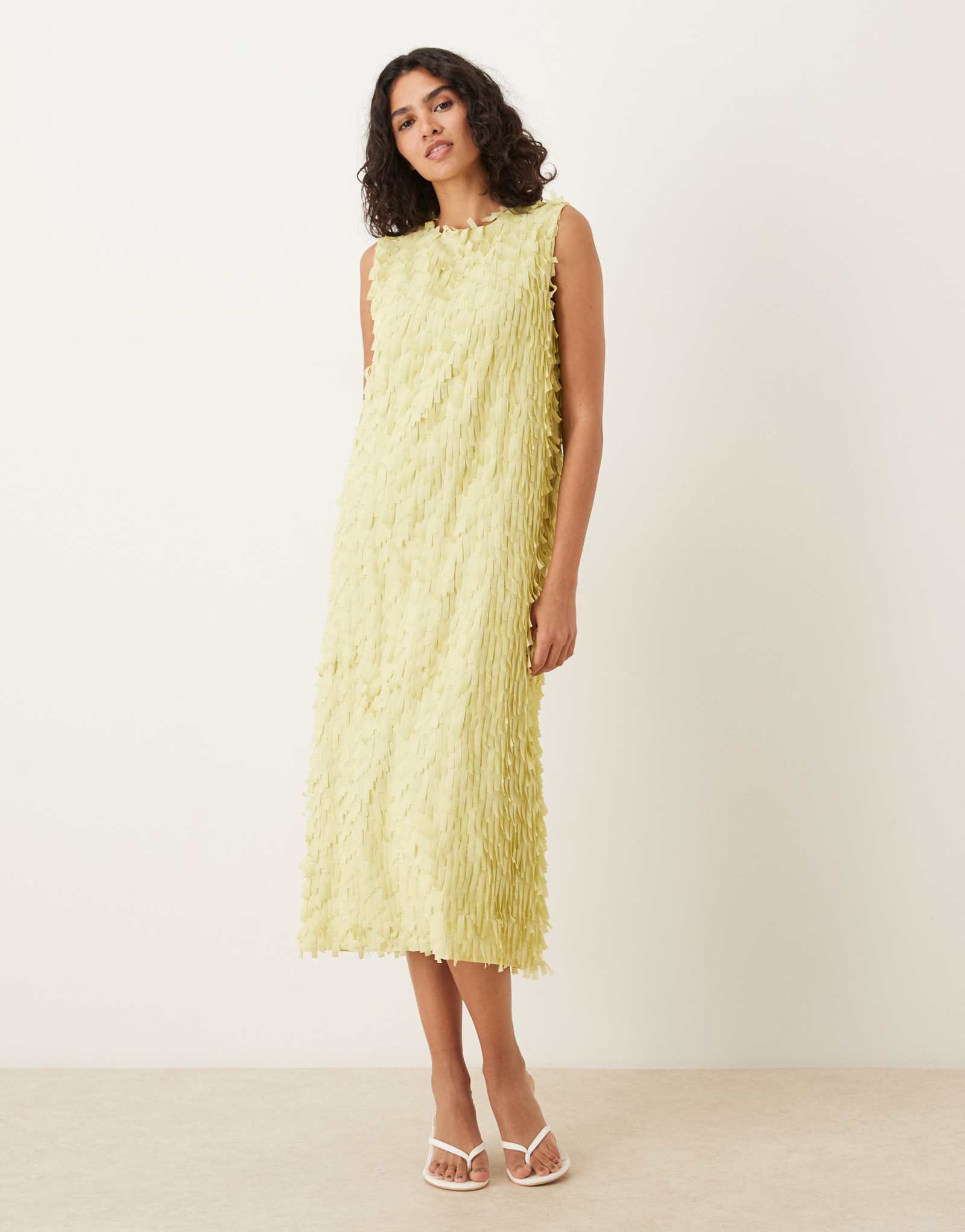 Платье миди Ghospell 3D оливкового цвета