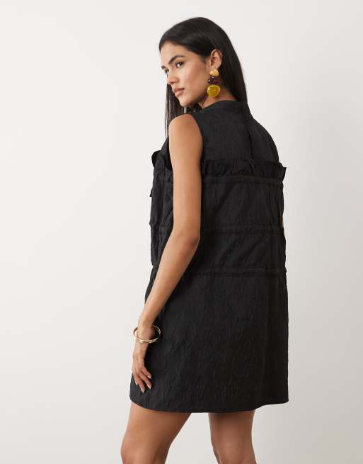 Ghospell Amina sleeveless bow detail ruched mini dress in black, 4 of 4