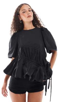 Ghospell Asymmetric Ruched Top In Black