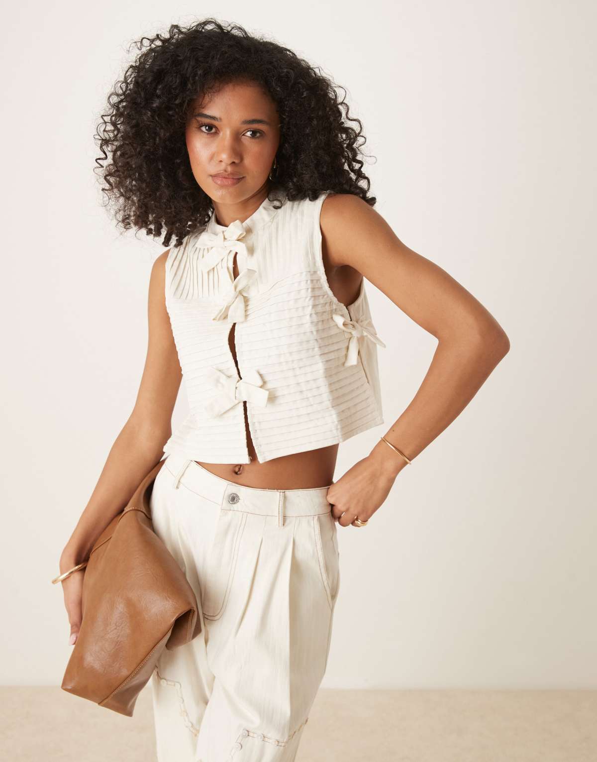 Ghospell bow top co-ord in cream