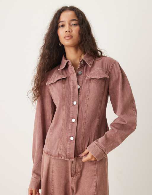 Ghospell - Britt - Camicia di jeans stretta in vita color rosso slavato in coordinato