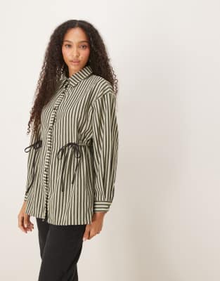 Ghospell Ghospell cinched shirt with contrast tie in khaki stripe-Green