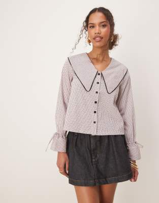 Ghospell - Dara - Hemd in Rosa gestreift mit Oversize-Kragen