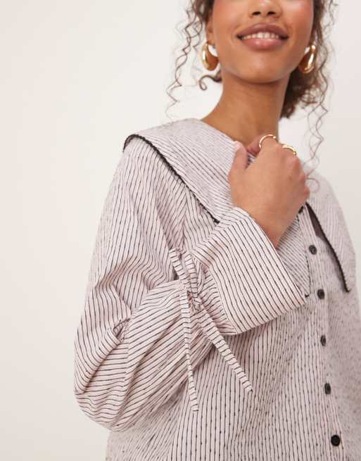 Ghospell Dara shirt with oversized collar in pink stripe print , 2 of 4