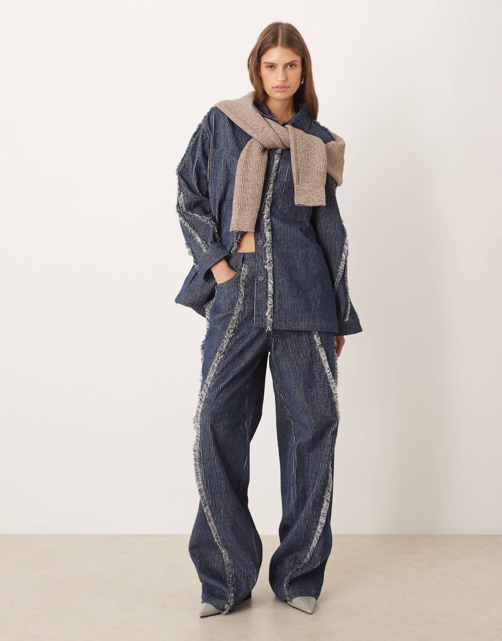 Джинсы Ghospell denim cord синего цвета с отделкой frey - часть комплекта