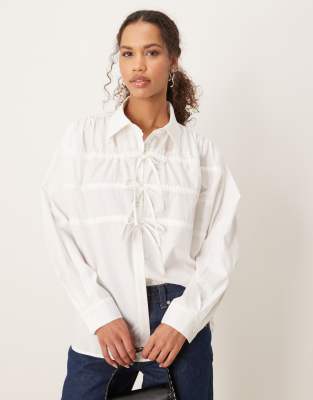 drawstring bow detail blouse in pearl ivory-White