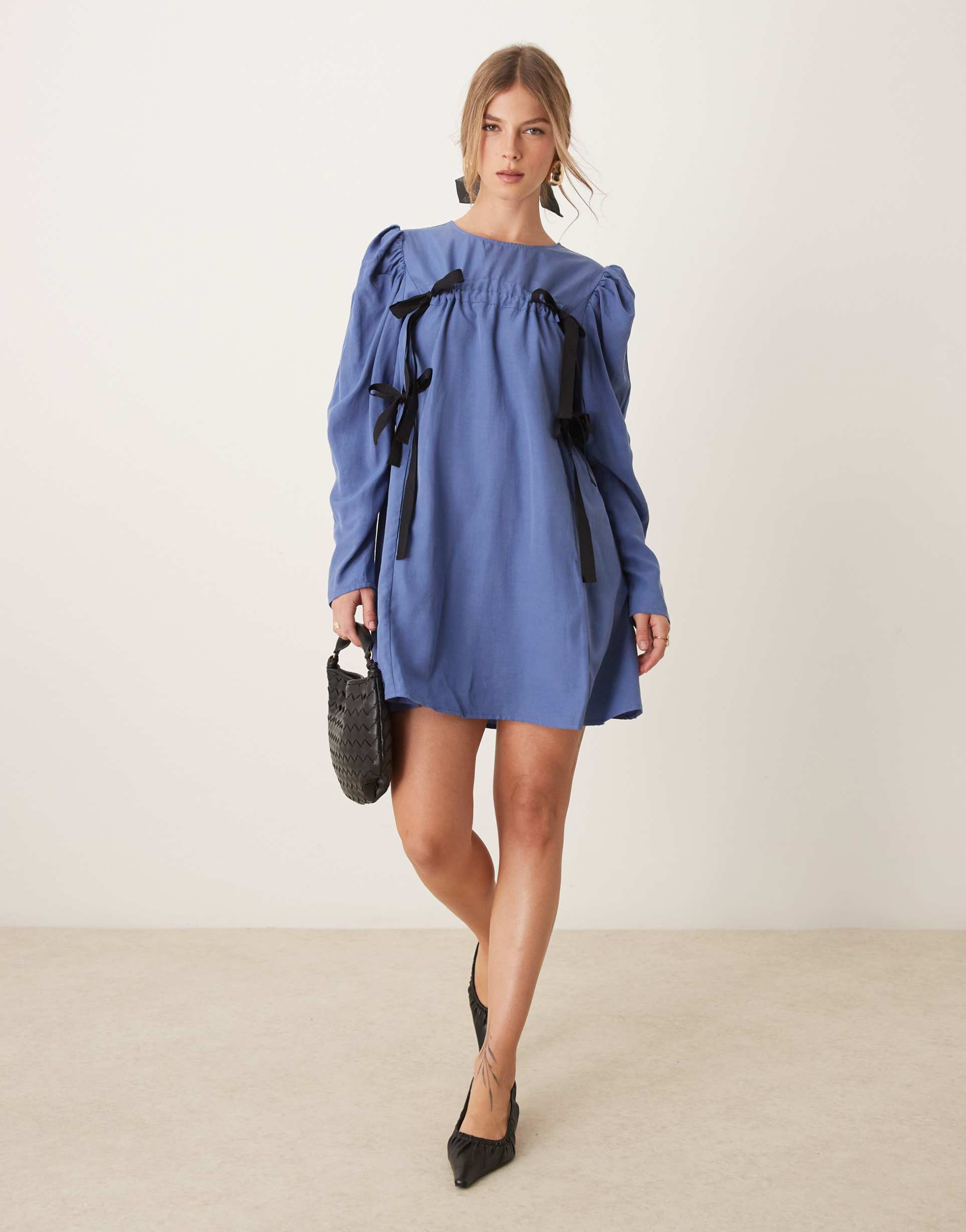 ghospell drawstring mini dress in blue