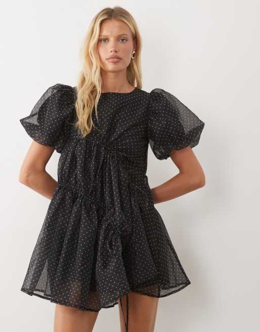 Ghospell exclusive seersucker puff sleeve asymmetric drawstring mini dress in black polka dots, 2 of 4