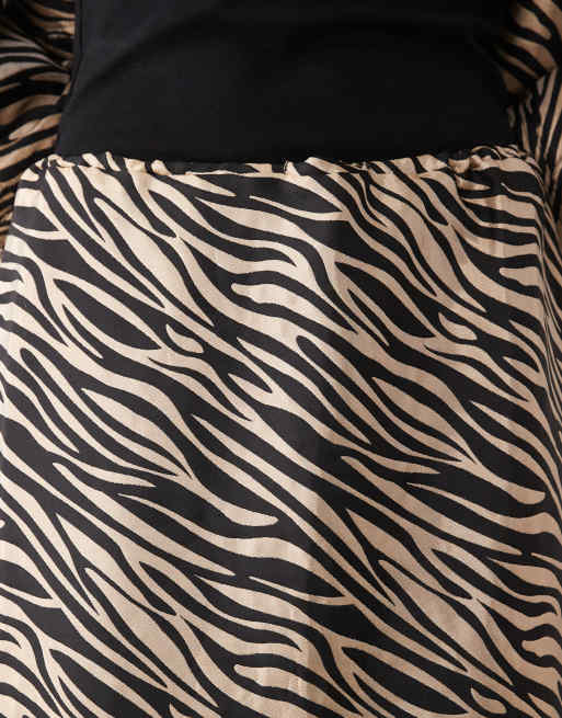 Ghospell high rise drawstring waist peplum hem midi skirt co-ord in tiger, 5 of 5
