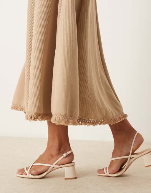 Ghospell – Kimberley – Midikleid aus Strick in Latte, 4 von 4